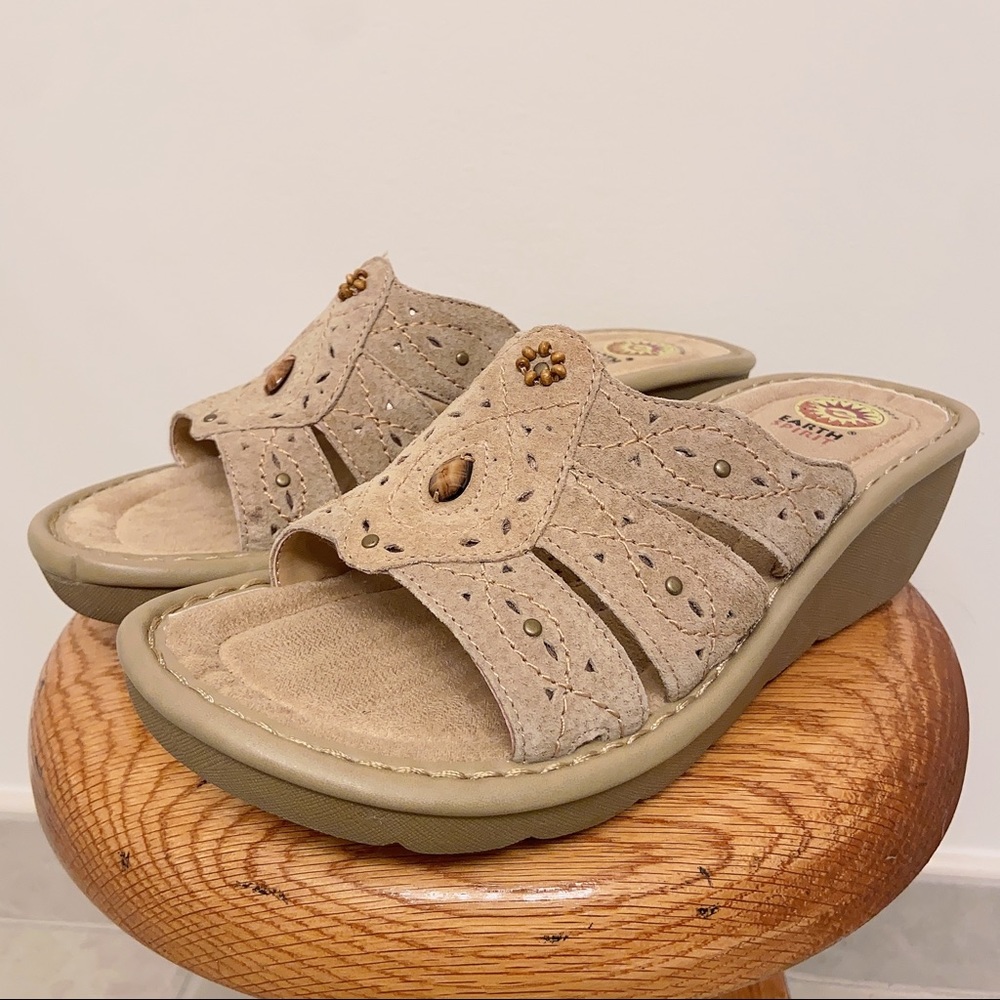 Chunky tan Sandals